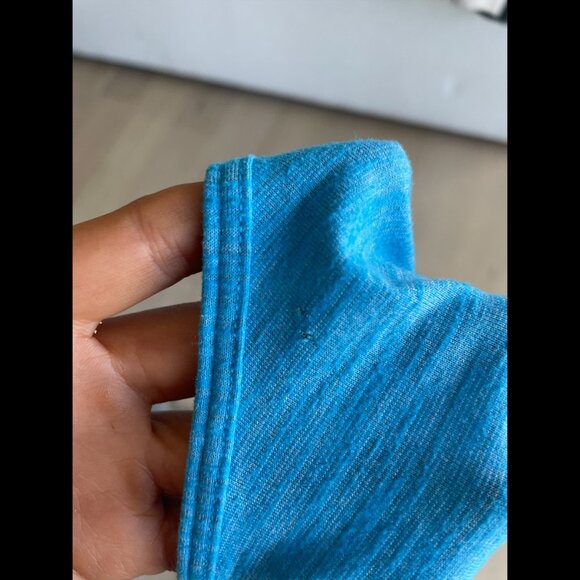 Lululemon Blue Racerback Tank Top Lightweight Athletic Yoga Gym Top Size S - Picture 14 of 14